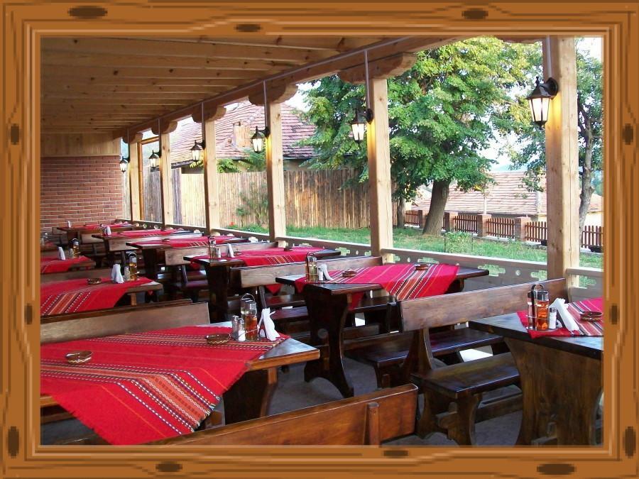 Family Hotel Lipite Tipchenitsa Esterno foto