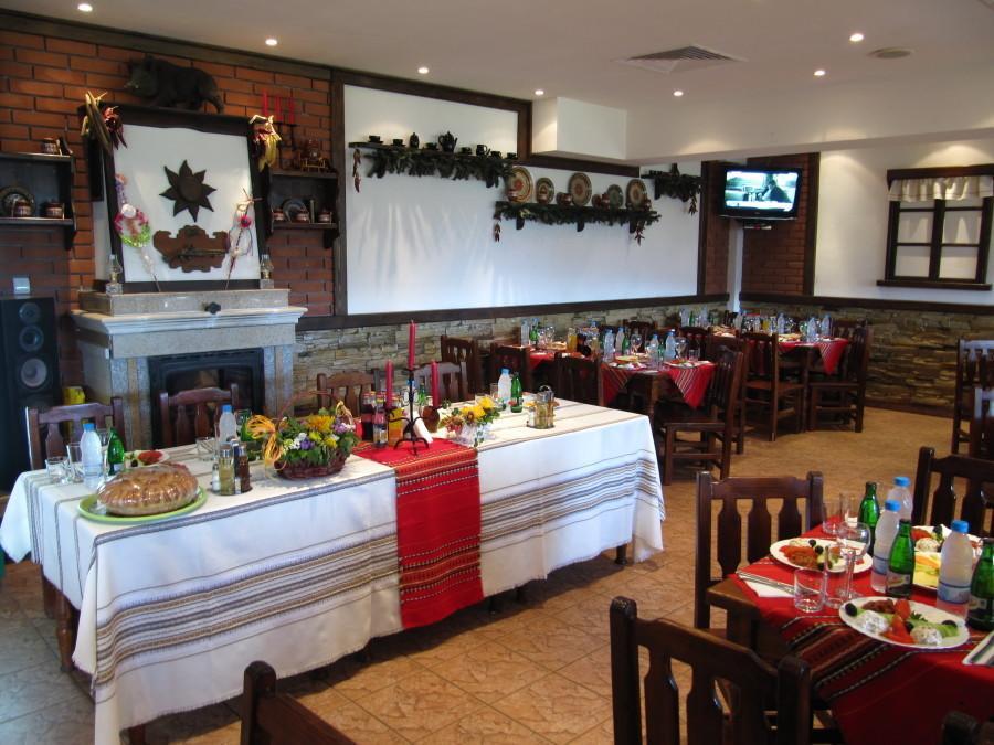 Family Hotel Lipite Tipchenitsa Esterno foto