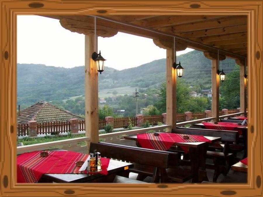 Family Hotel Lipite Tipchenitsa Esterno foto